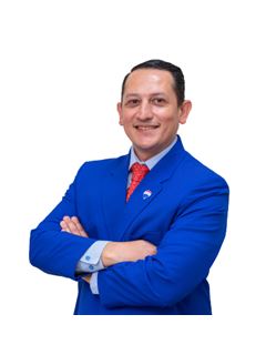 Consulente Immobiliare - Henry Zavaleta - RE/MAX CAPITAL