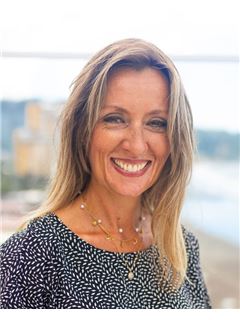 Makelaar - Celine Mounier - RE/MAX OCEANSIDE REALTY