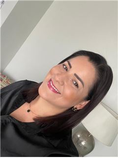 Makelaar - Karla Alfaro - RE/MAX TIERRA DEL ORO