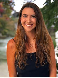 Makelaar - Luisana Segares - RE/MAX BLUE OCEAN