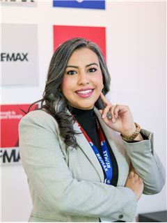 Associate - Carla Valiente - RE/MAX TERRA 503