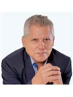 Hugo Cordova - RE/MAX PLUS
