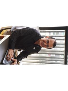 Associate - Edgar Lopez - RE/MAX ADVANCE