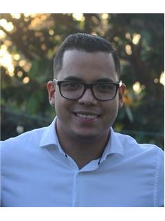 Associate - David Echeverria - RE/MAX TERRA 503