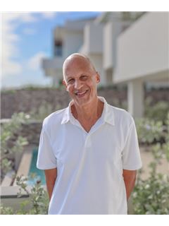 Associate - Gary Brown - RE/MAX BON BINI