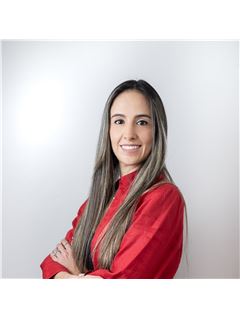 Associate - Maria Briz - RE/MAX LEGACY