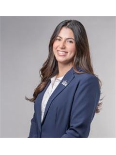 Immobilienmakler/in - Daniela Monge - RE/MAX CENTRAL