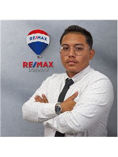Associate - Azel  Riverol - RE/MAX DORADO
