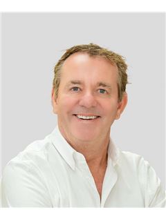Michael Binckes - RE/MAX CAYMAN ISLANDS