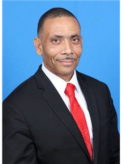 Makelaar - Richard Thelwell - RE/MAX ELITE REALTY 3