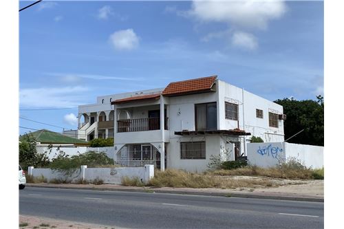 Oranjestad, Aruba Residencial inmobiliario & Casa Venta | RE/MAX Caribbean  & Central America