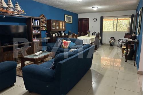 Te Koop-Villa-Guatemala City, Guatemala, Guatemala-902091022-4