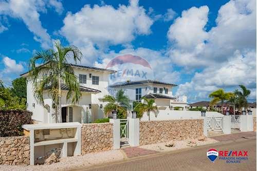 For Sale-House-Kaya Sirena - Courtyard Village Villa 1B Antriol, Bonaire, Bonaire-900171001-752
