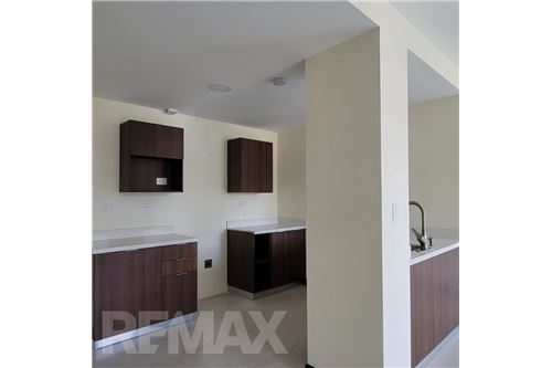 Te Koop-Appartement-Santa Tecla, La Libertad, El Salvador-901121021-1