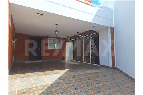 For Sale-Villa-Mixco, Guatemala, Guatemala-902091017-12