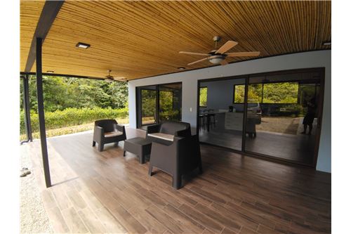 Te Koop-Villa-Puntarenas, Puntarenas - Puntarenas, Costa Rica-902211006-5