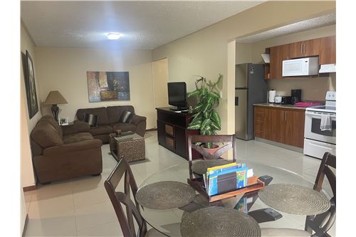 Te Koop-Appartement-Jaco - Jaco, Puntarenas- Garabito, Costa Rica-90168035-1
