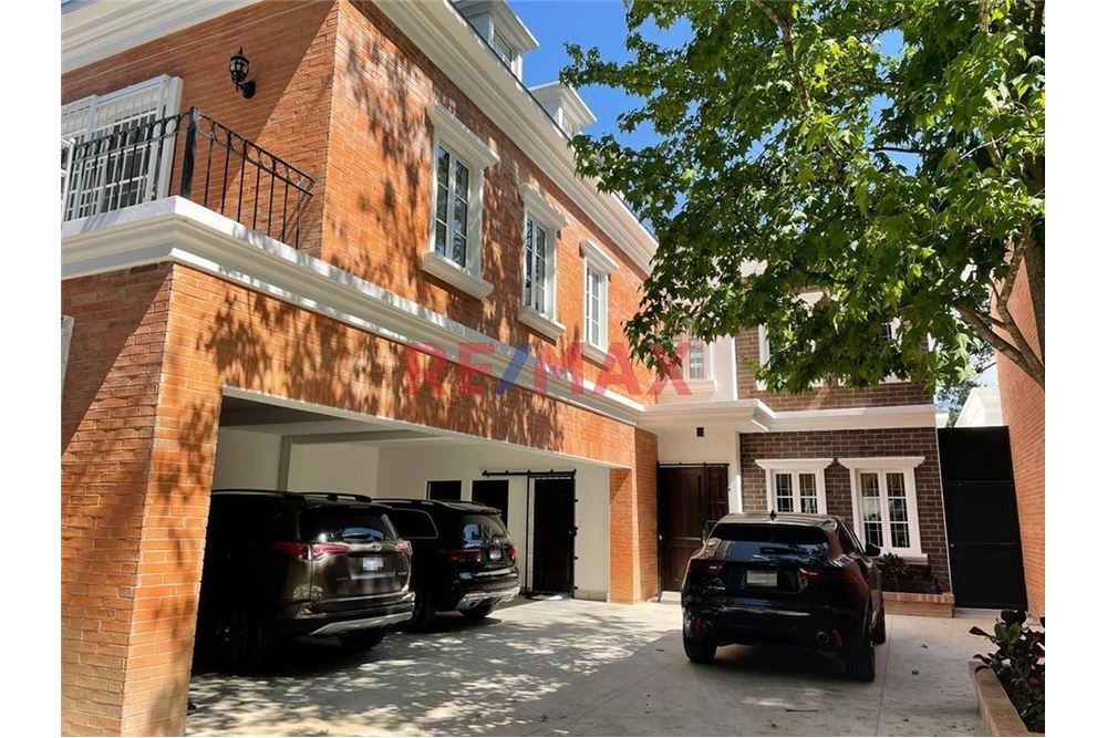 Villa For Sale Santa Catarina Pinula, Guatemala, Guatemala