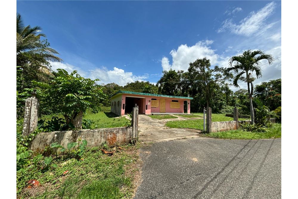 Villa For Sale Alt De Vega Baja, Vega Baja, Puerto Rico 9015604539 , RE/MAX Caribbean