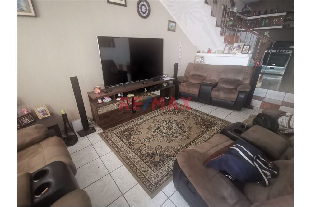 Villa For Sale Guatemala City, Guatemala, Guatemala 90201102461