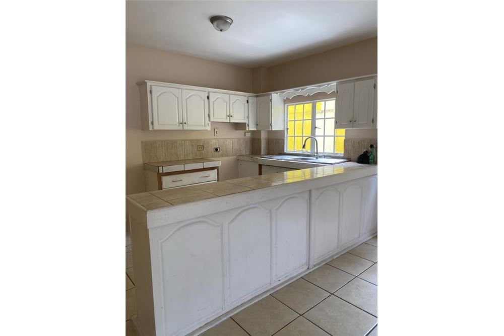 Condo/Apartment For Sale Morvant, Saint Trinidad and Tobago 9015510436 , RE/MAX