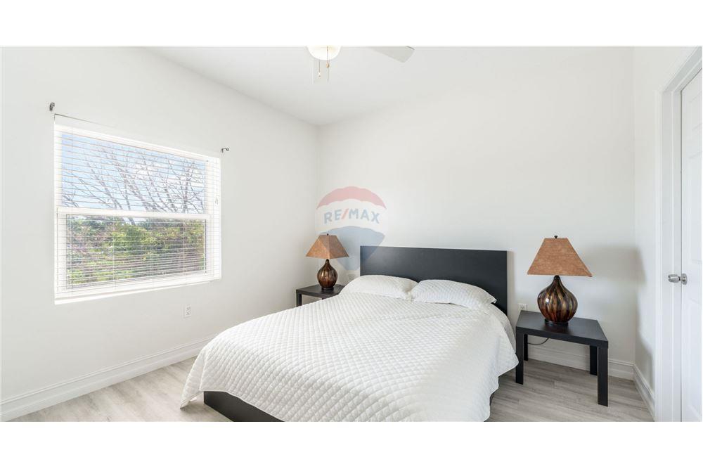 Condo/Apartment - For Sale - George Town East, George Town, Cayman Islands - 5 - 90146002-443