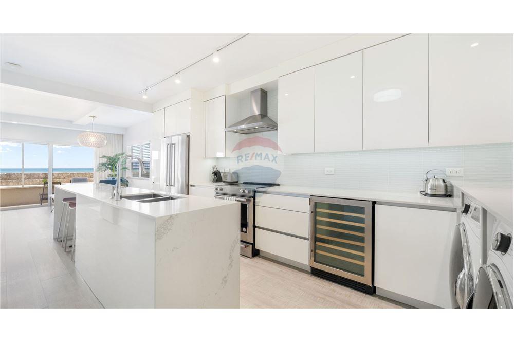 Condo/Apartment - For Sale - W Bay Bch South, Seven Mile, Cayman Islands - 1 - 90146034-181