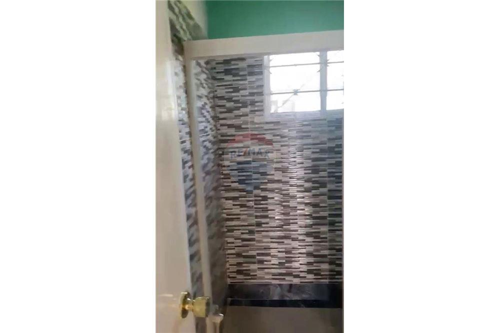 Villa - For Sale - Innswood, Saint Catherine, Jamaica - 4 - 901321004-4