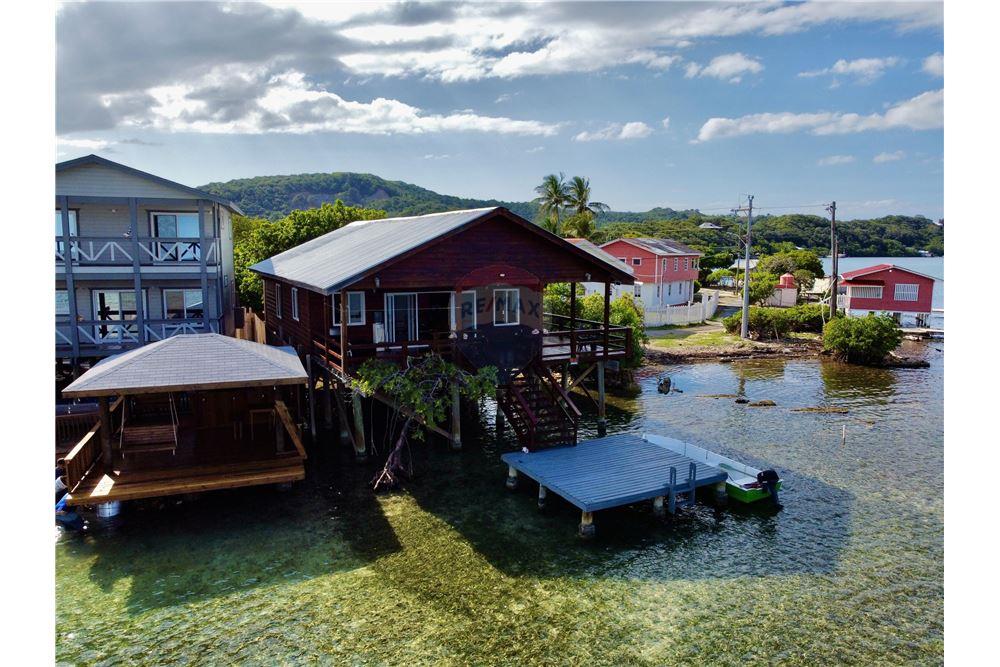 Villa - For Sale - Roatan, Bay Islands, Honduras - 14 - 90143009-236