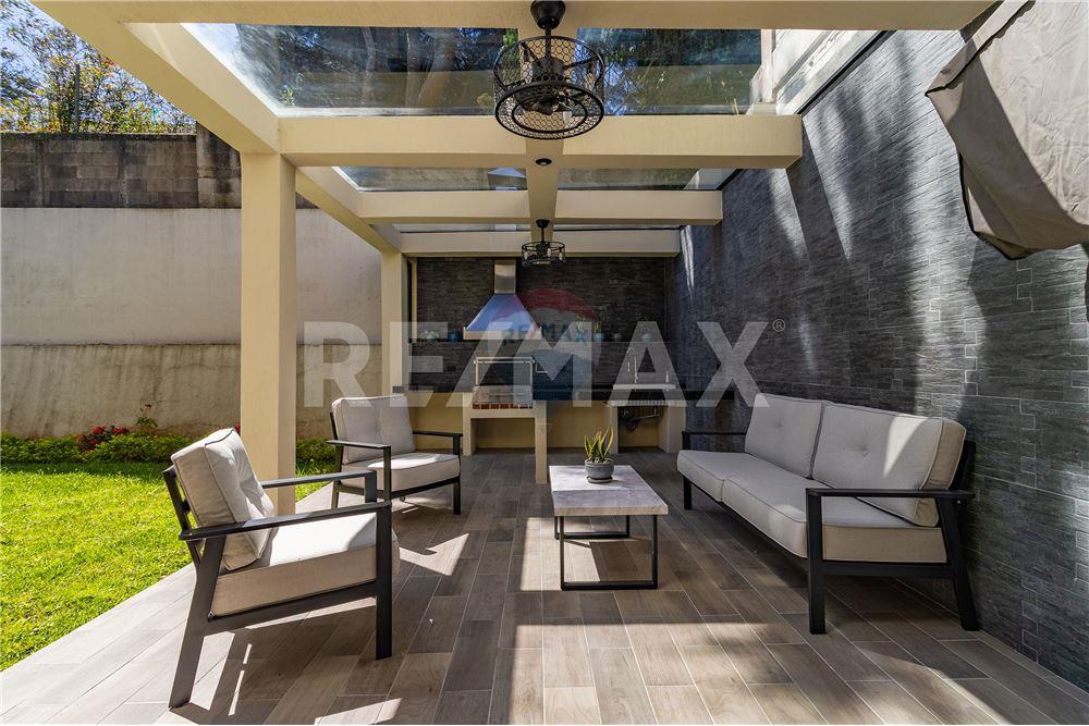 Villa - Venta - Fraijanes, Guatemala, Guatemala - 4 - 902091020-4