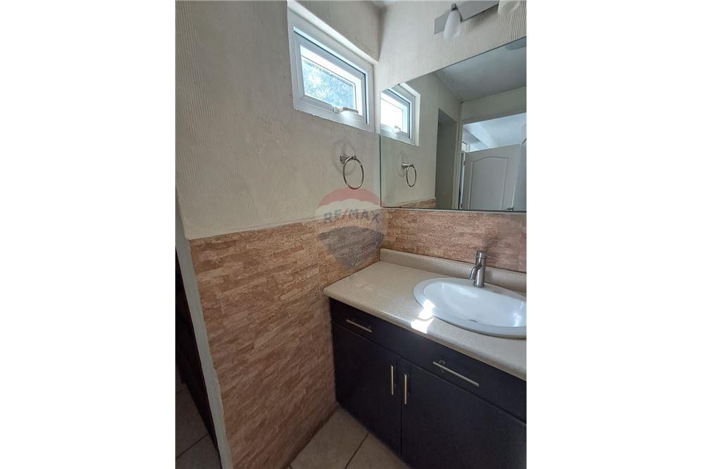 Villa - Venta - Mixco, Guatemala, Guatemala - 27 - 902651007-6