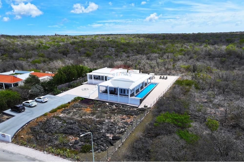 Villa - For Sale - Sabadeco, Bonaire, Bonaire - Terrace101_02.jpg - 900171001-779