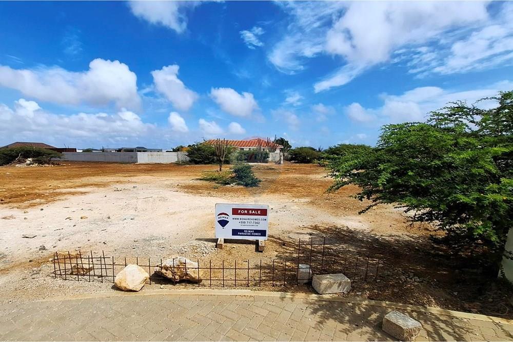 Building Lot at Vista Royal Village