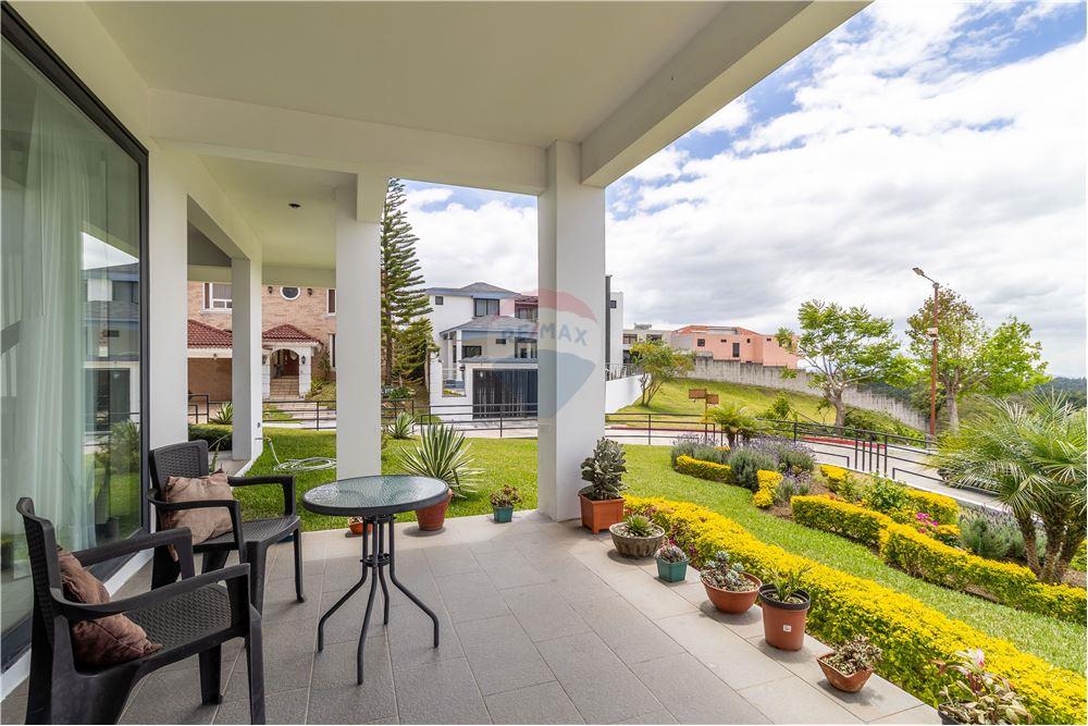 Villa - Venta - Fraijanes, Guatemala, Guatemala - 32 - 902091020-7