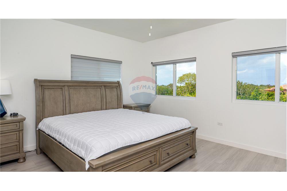 Appartement - Te Koop - W Bay North East, West Bay, Cayman Islands - 10 - 90146056-4