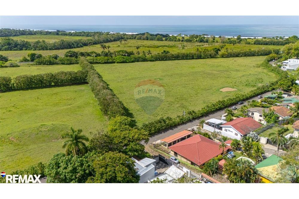 Résidentiel - Maison / Villa - Jaco - Playa Hermosa, Puntarenas- Garabito, Costa Rica - Caribbean & Central Ameri - 21 - 90168012-237