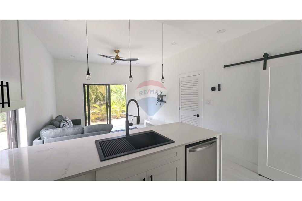 Condo/Apartment - For Sale - Savannah, Savannah, Cayman Islands - 3 - 90146003-96