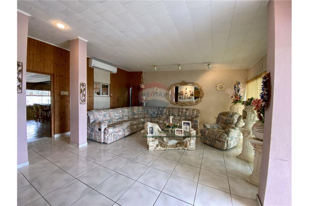 Villa - For Sale - Oranjestad, Aruba, Aruba - 56472 - 90105001-167