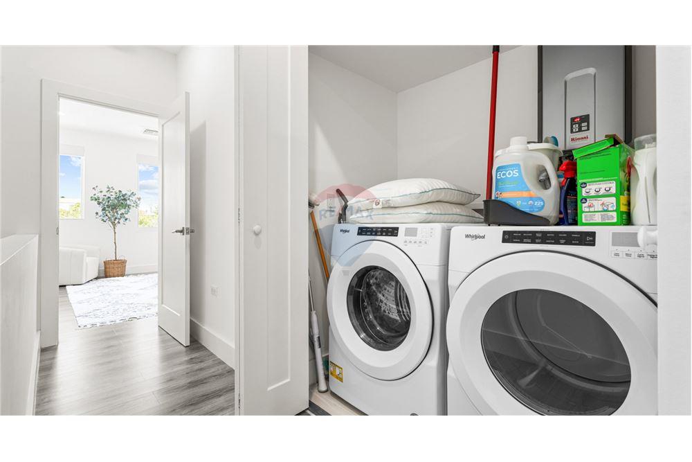 Condo/Apartment - For Sale - South Sound, South Sound, Cayman Islands - 15 - 90146018-314