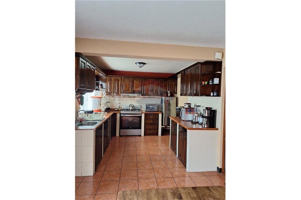 Villa - Te Koop - Quetzaltenango, Quetzaltenango, Guatemala - 5 - 901011001-29