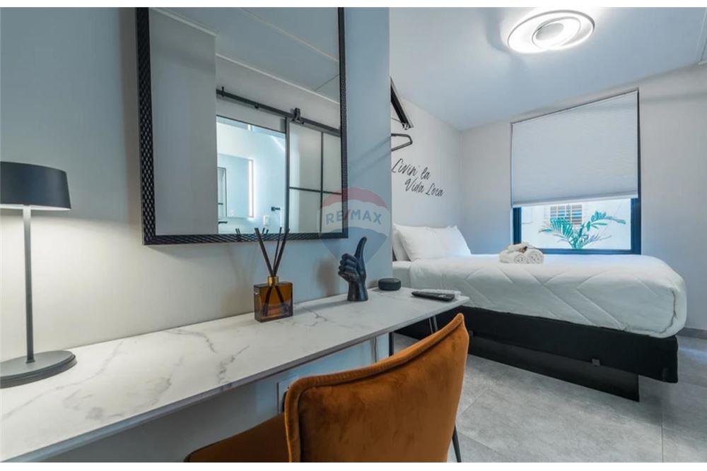 Local Comercial - Venta - Santurce, San Juan, Puerto Rico - 19 - 90102037-9