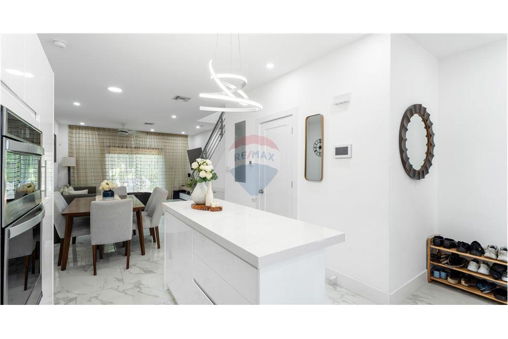 Condo/Apartment - For Sale - George Town, Grand Cayman, Cayman Islands - 3 - 90146018-315