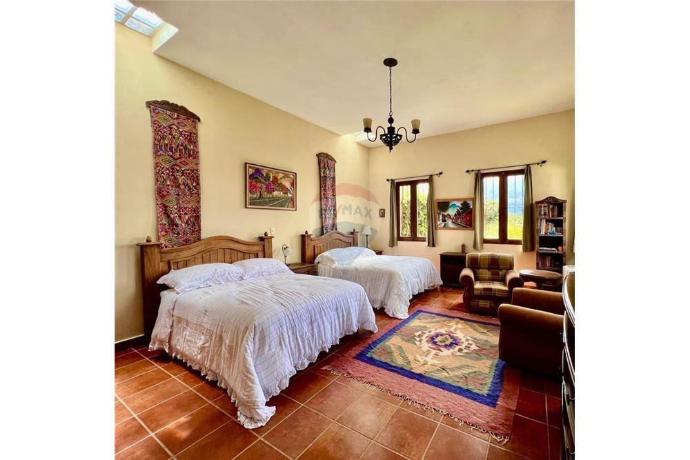 Villa - For Sale - San Cristóbal El Alto, Sacatepéquez, Guatemala - 5 - 90129010-49
