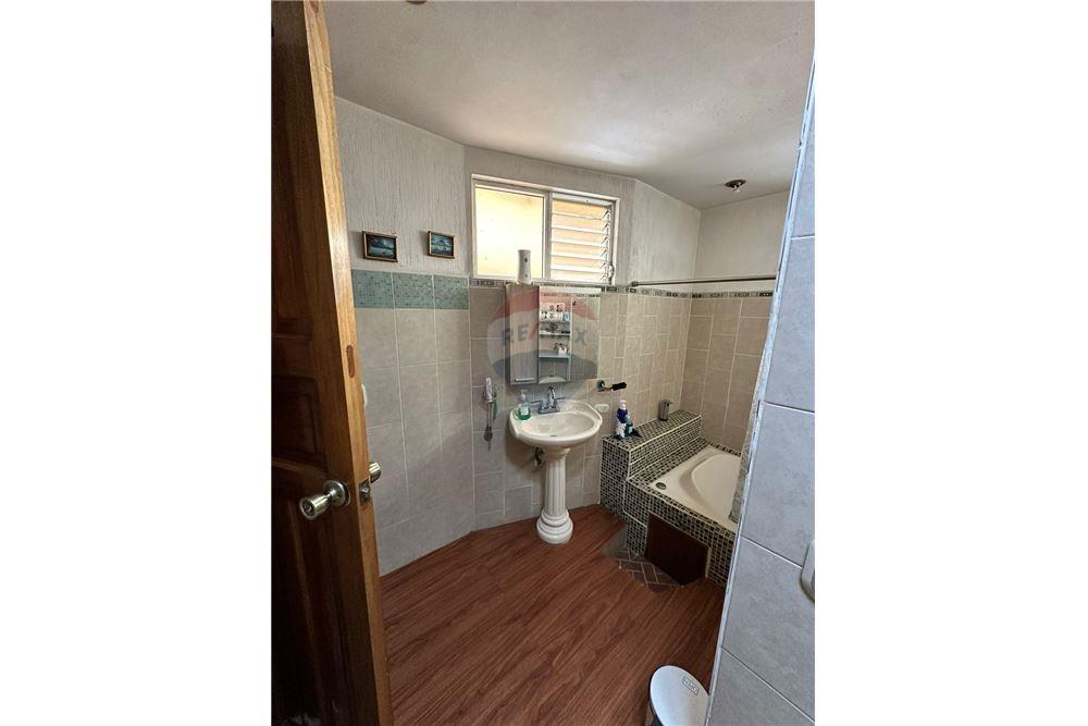 Villa - For Sale - Quetzaltenango, Quetzaltenango, Guatemala - 14 - 901011001-21