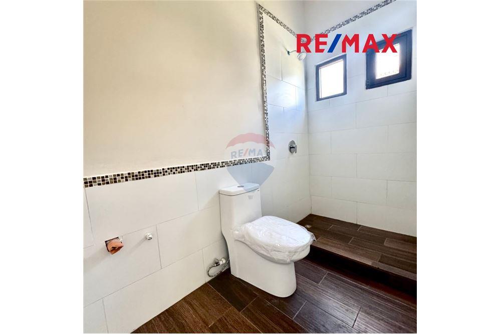 Bedrijfsmatig / Detailhandel - Te Koop - San Miguel Dueñas, Sacatepéquez, Guatemala - 4 - 902691016-3