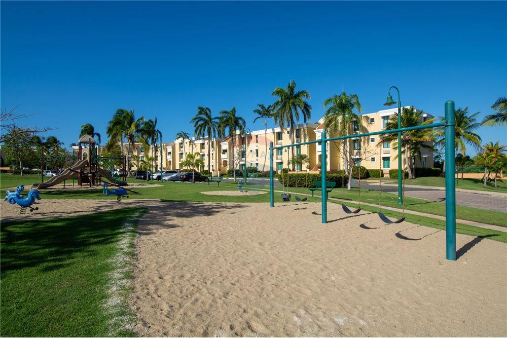 Villa - Venta - Vega Alta, Vega Alta, Puerto Rico - 28 - 90107007-123