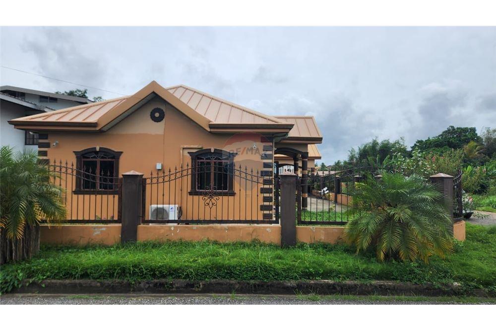 Villa - Te Koop - Arima, Arima, Trinidad and Tobago - 2 - 902551001-8