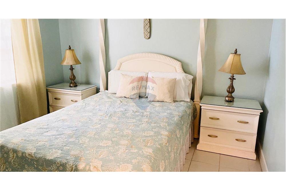 Residential - Villa - W Bay Bch South, Seven Mile, Cayman Islands - Caribbean & Central Ameri - 6 - 90146044-66