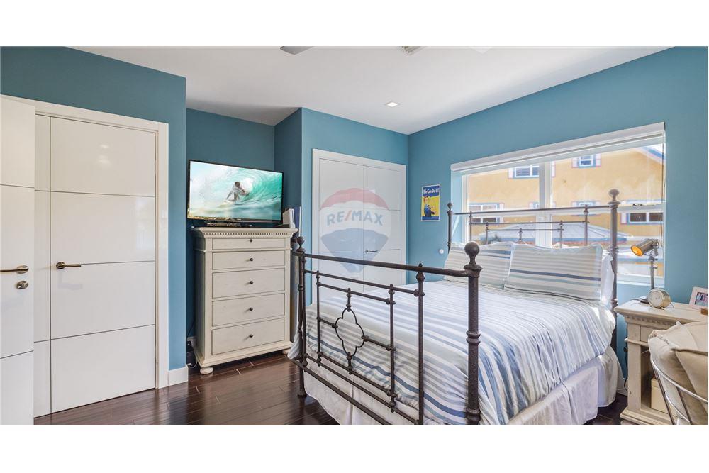 Appartement - Te Koop - W Bay Bch West, West Bay, Cayman Islands - 15 - 90146012-222