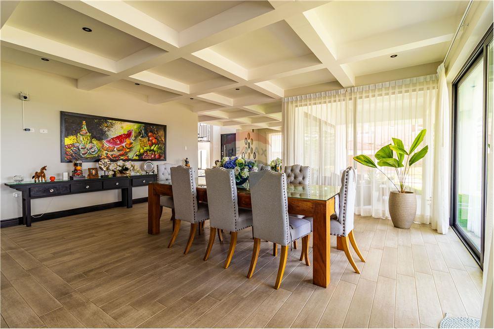 Villa - Venta - Fraijanes, Guatemala, Guatemala - 4 - 902091020-7